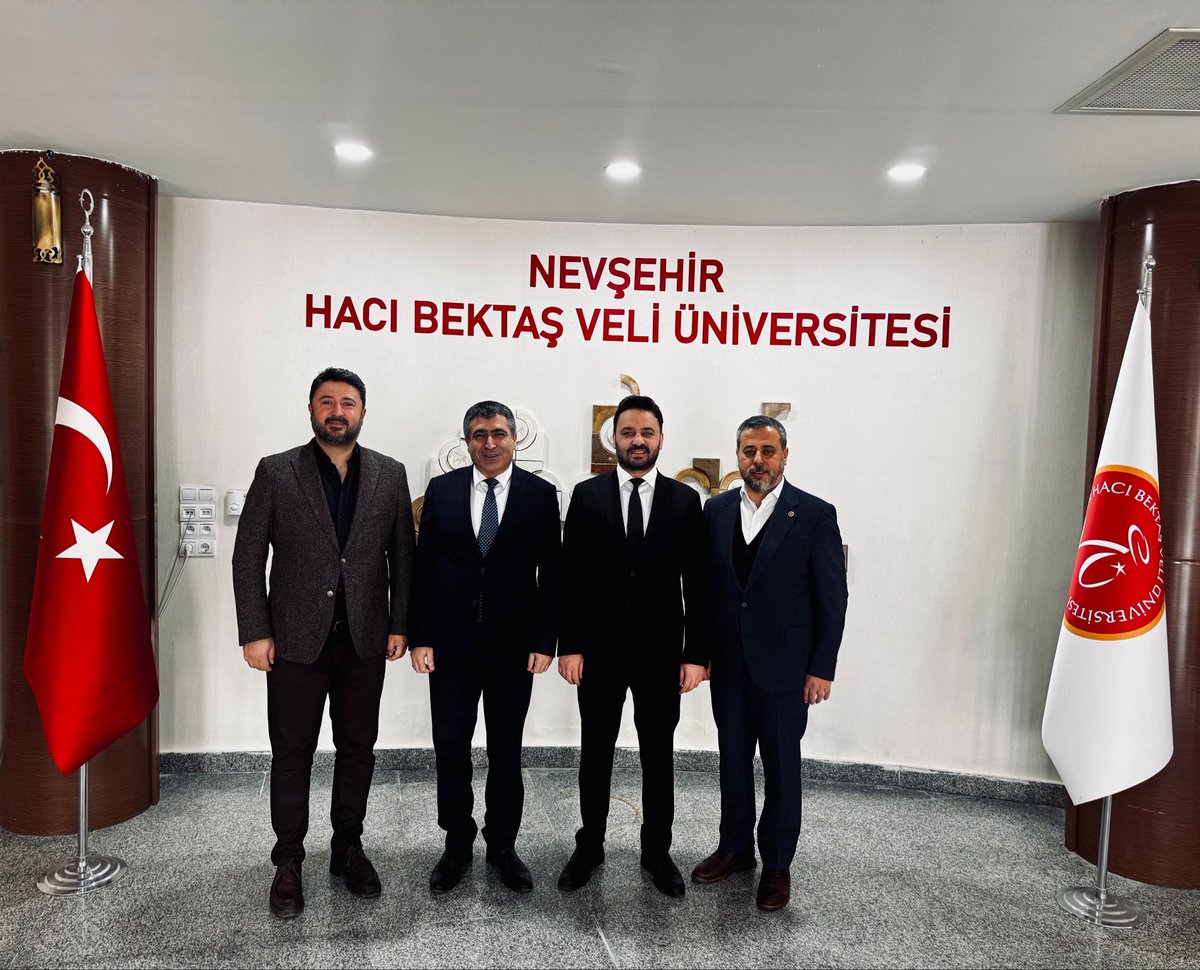 EmreCaliskan_50's tweet photo. 📍 Nevşehir Hacı Bektaş Veli Üniversitesi

İl Başkanımız @av_mfa ve Milletvekilimiz @MvSuleymanOzgun ile birlikte, Nevşehir Hacı Bektaş Veli Üniversitesi Rektörümüz Prof. Dr. Semih Aktekin’i ziyaret ettik.

Şehrimizin ve üniversitemizin akademik, sosyal ve fiziki gelişimine yönelik değerlendirmelerde bulunduk. 

Nazik misafirperverlikleri için kendilerine teşekkür ediyoruz.