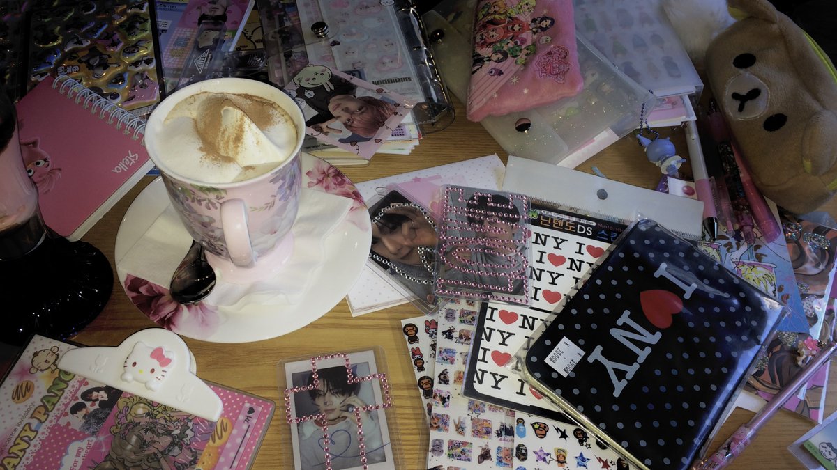 no context jikyoi tweet media