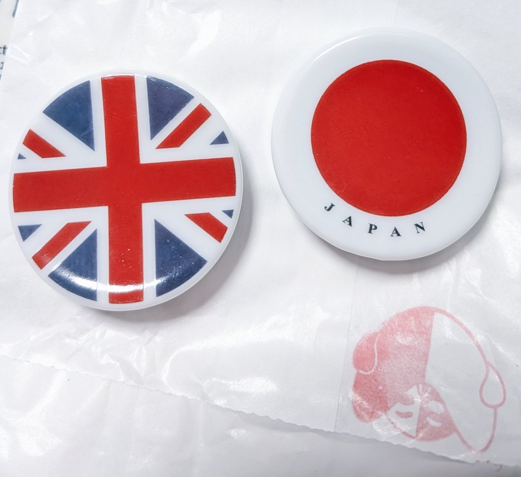 リトワ行ったので箸置きをお土産に買いました🇬🇧🇯🇵