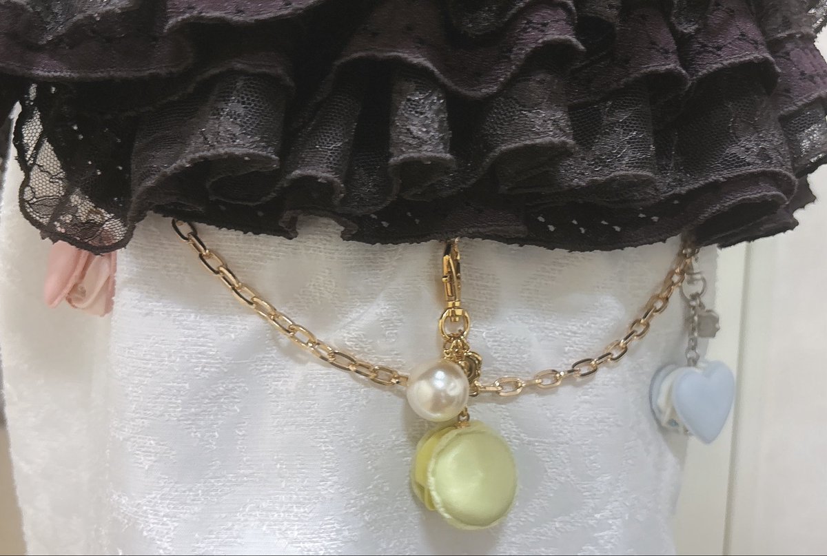 久しぶりに⛱️🍩ハピシュガ🍩⛱️で蘭々として歌わせていただけるという事で…
張り切ってしまった僕は…
わがままを言って自腹で衣装を作ってもらっちゃいましたっ🍩🍮🍰

キュルキュル可愛い😍

マカロンはＱ-potさまから🩷

#ハピシュガ
#リジェフェス