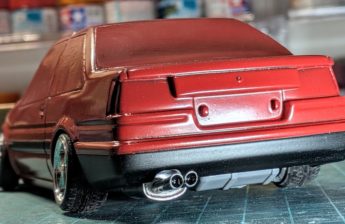 フジミ AE86レビン 2ドア ボディ塗装しました。カラーはクレオスの