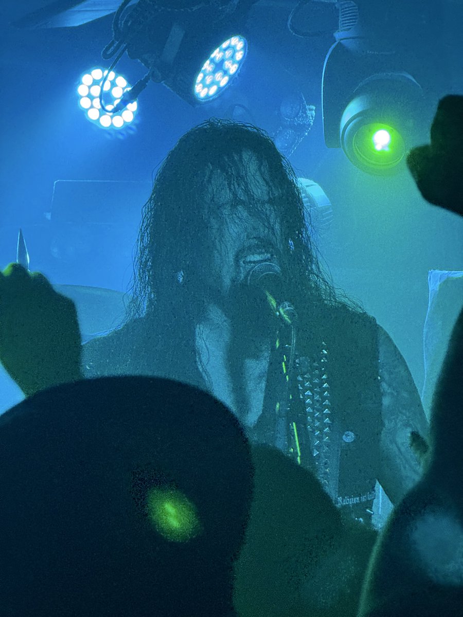 pppscream's tweet image. みんな大好きDestructionを観てきました。
ヘドバンし過ぎてTotal Desasterで意識が飛びかけました。最高のセトリと最高の演奏と低音サウナでととのいました。大変申し訳ありませんがスラッシュメタルが最強です。
また来日してね。
#destruction #tokyo #japan #デストラクション