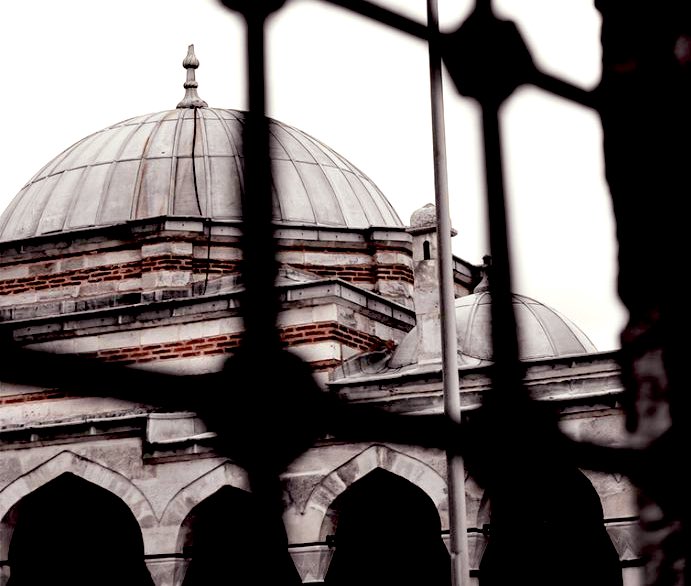 Hayat bana her şeyde, her yerde, her zaman Allah’a ihtiyacım olduğunu fark ettirdi
…