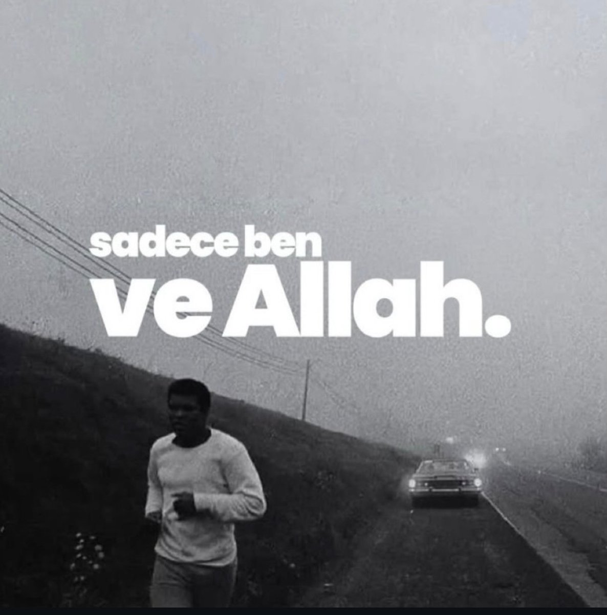 Allah'a güvenip dayanana, Allah yeter.

| talak,3