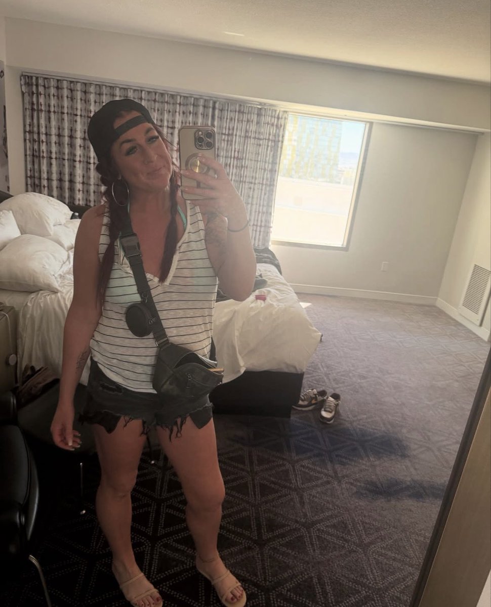 Amy moore tweet media