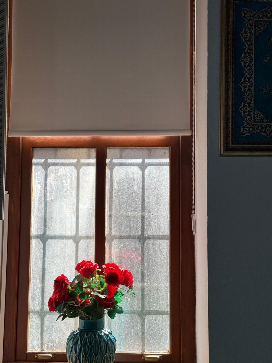 Allah'ım benim için yazılmamış şeylere bağlanıp acı çekmekten beni koru.