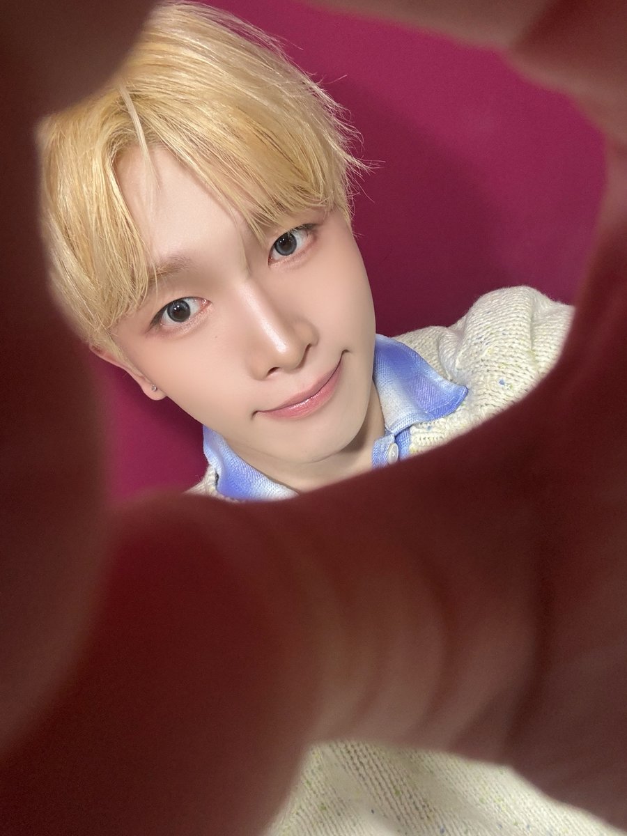 [#DONGYEON]
두바이 쫀득 동연🧆
#POW #파우 #동연 #ComeTrue #컴트루