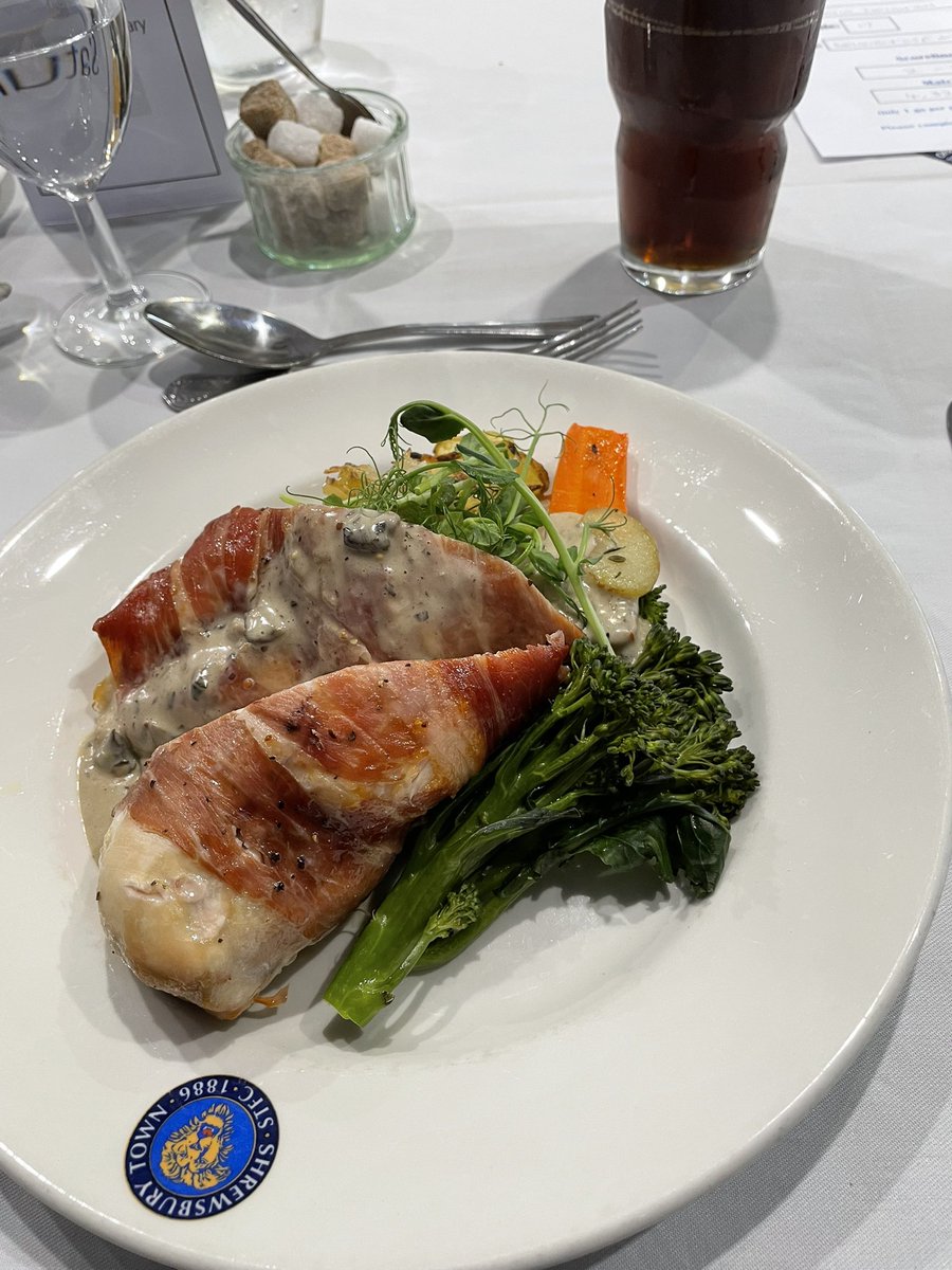 deightonHFC's tweet photo. Shrewsbury Town 
Hospitality today https://t.co/zzFokaynbI
