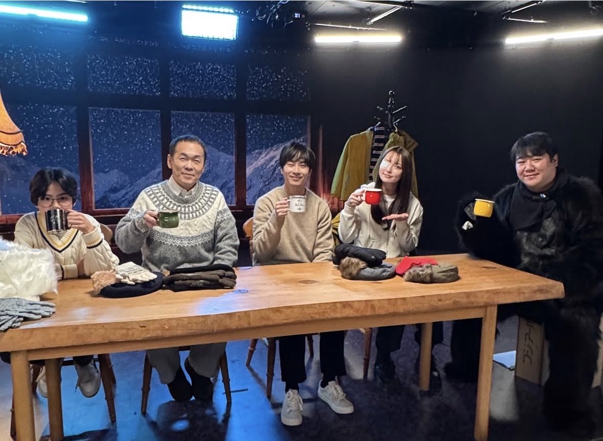 セーターが似合わなくて申し訳ないのですが
素敵な写真なので。

ドラドラ大作戦
『未確認日記』

TVerではまだご覧になれます

tver.jp/series/srweiq9…

どうぞよろしくお願いいたします。

#ドラドラ大作戦 #未確認日記