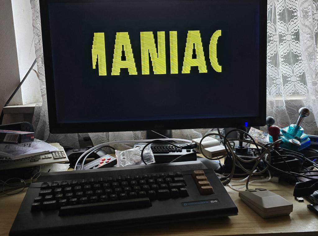 CptSparky360's tweet image. Did you realize you can play #ManiacMansion with a #mouse?
With a 1351 hold RMB on power on, then it's a 1350 Joystick Mouse and then Up and Atom!
#C64 #Commodore64

csdb.dk/release/?id=98…