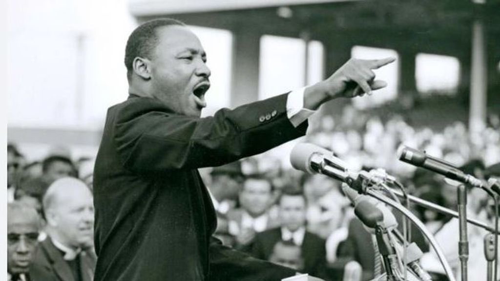 Petrotsky's tweet photo. @pericodemollet Todos vemos a Mártir Luther King en su discurso del memorial a Lincoln en Washington, 1963  ? Hitter, putos imbeciles https://t.co/7Li0W122DV