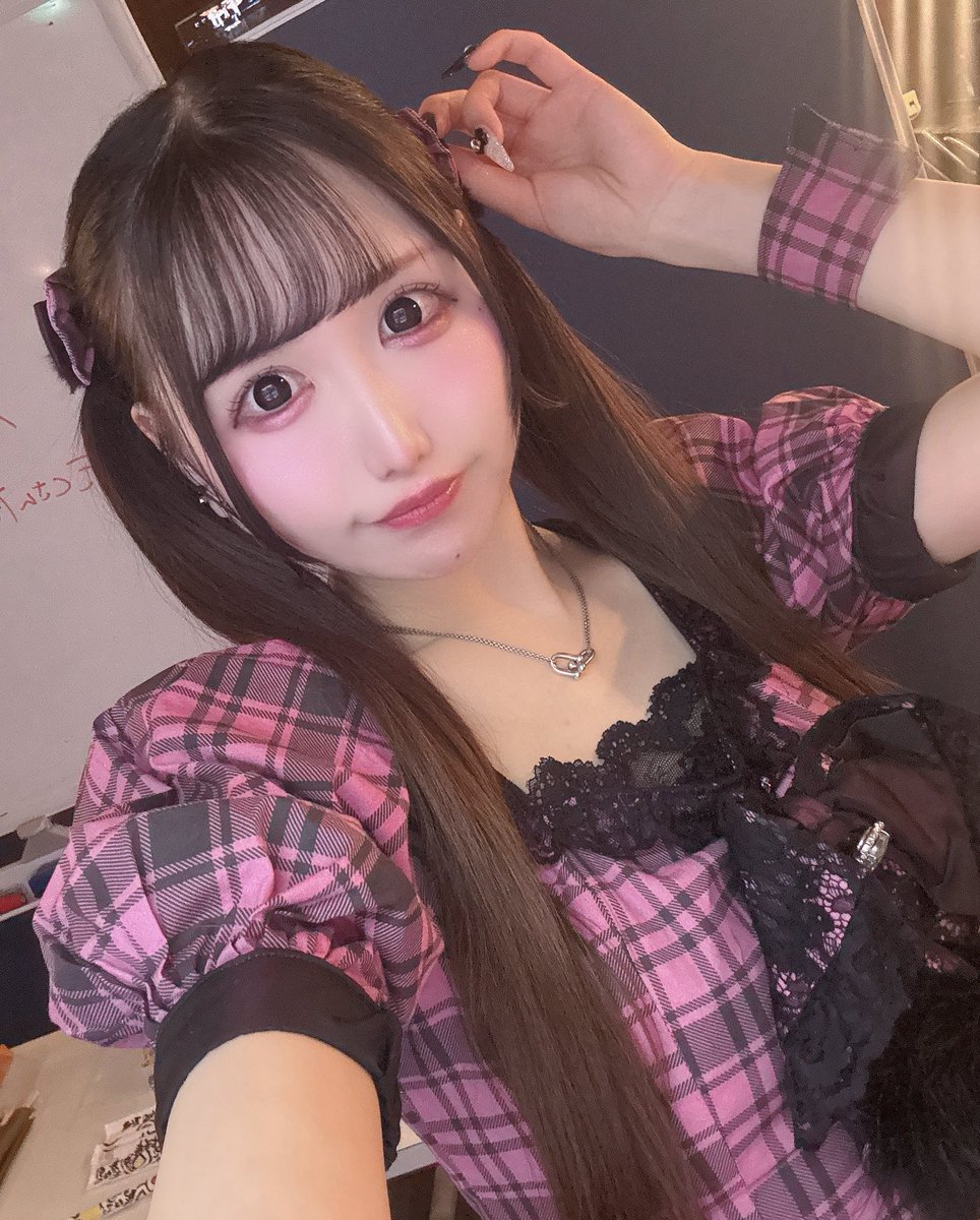 百瀬 Post by 百瀬ゆら on X: 2026初自撮り