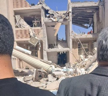 XBoostWeb3's tweet photo. SABOTAGE IN IRAN. 🚨🇮🇷
Coordinated explosions rock multiple locations across Iran as reports emerge of blasts planted by unidentified operatives—chaos is unfolding on the ground. 💥💣
#IranExplosions #BreakingNews #Sabotage #MiddleEastCrisis #SecurityAlert #Tehran https://t.co/hycYwhv5ow