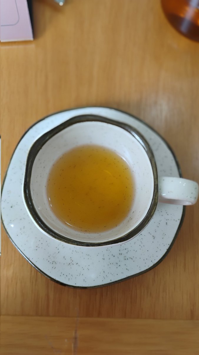 Juliete_Lemes's tweet photo. Would You like some tea? https://t.co/0dKapMsYAy