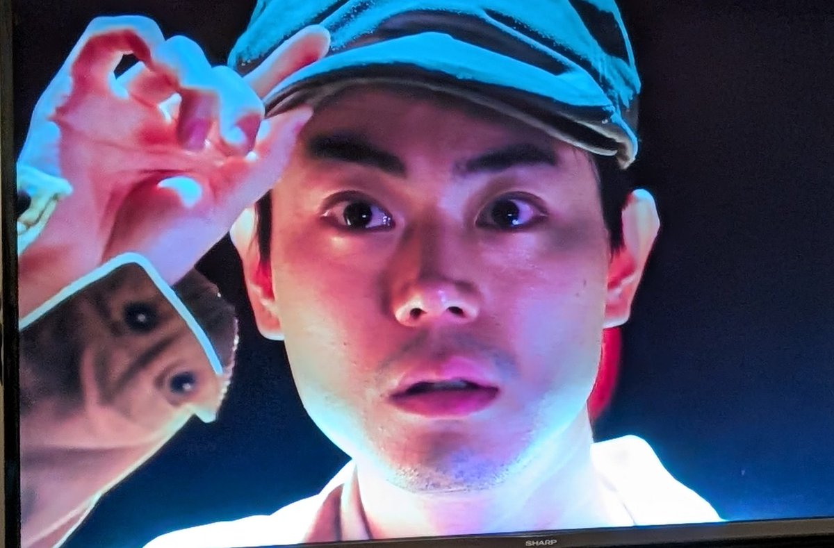 BlogStren2's tweet image. この世が舞台なら、楽屋はどこにあるのだろうを見終わった！

んー、期待しすぎていた。
キャスト豪華だしものすごい面白いと思ってたら、いまいち盛り上がりに欠けるというかなんというか。
ちょっと期待外れ、、、

次は小さい頃は、神様がいてを見始めるよ！