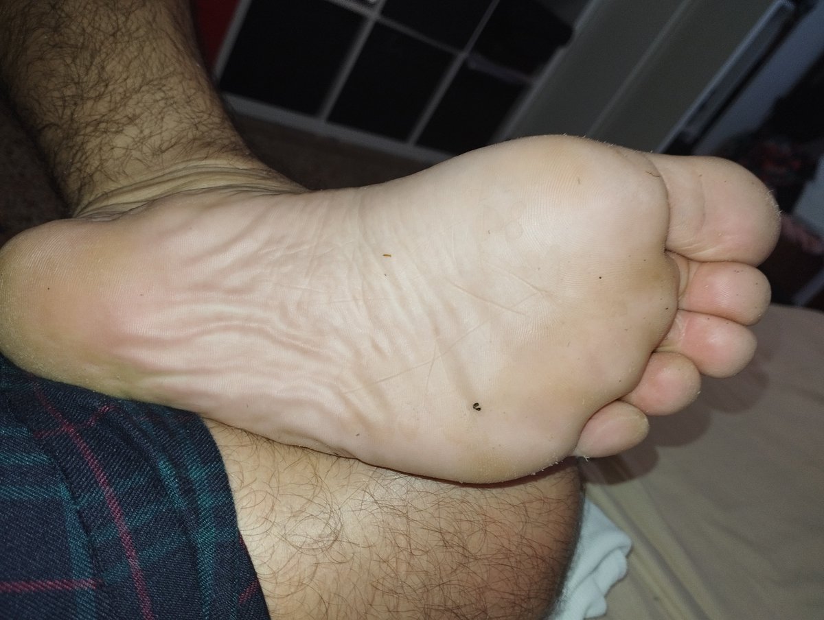 Ireioff's tweet image. 👣👃🏼