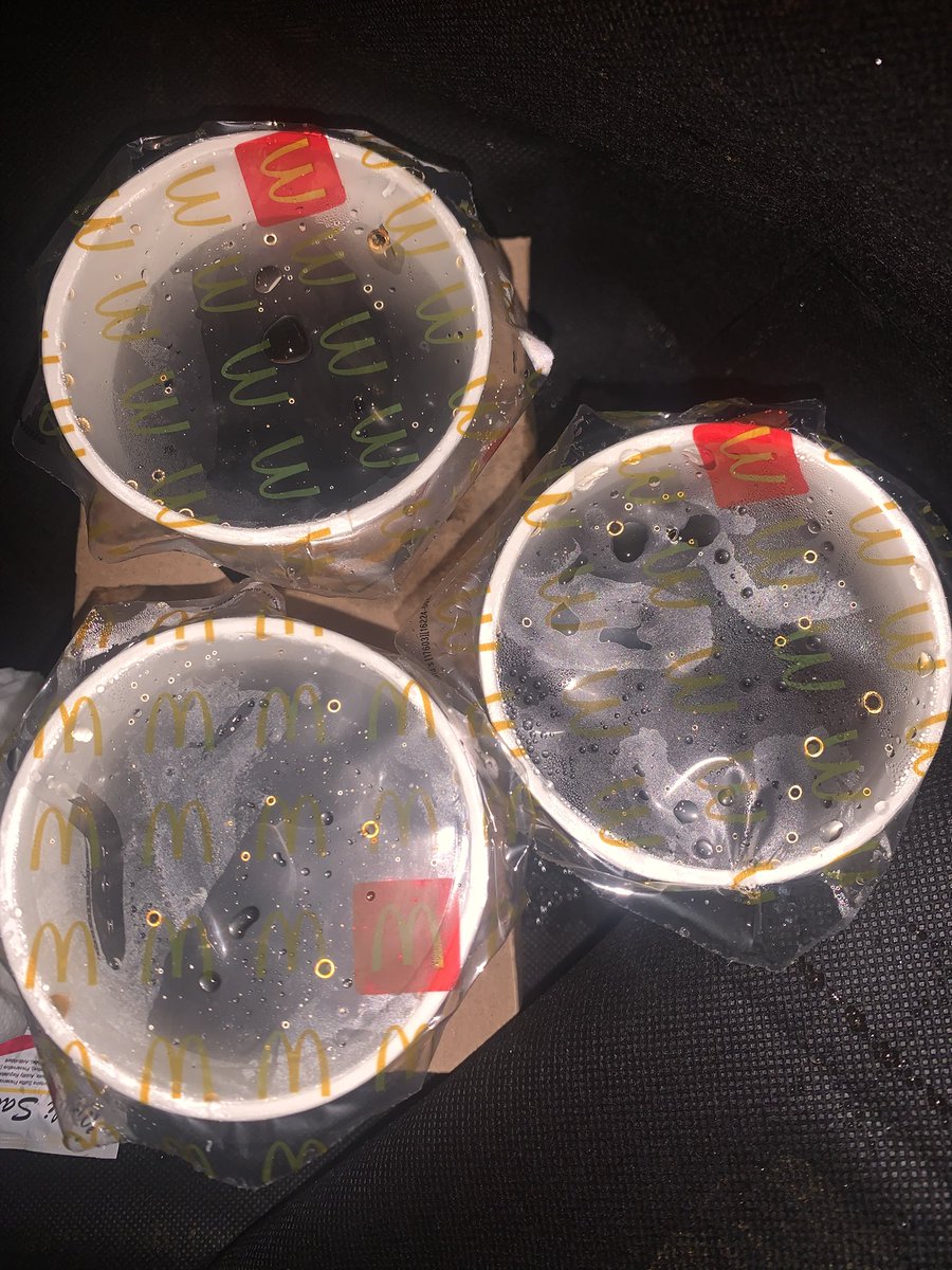 yumzzz dinner kali ini disponsorin baddie kalimantan 🥵 BANYAK BGTTT ANCIS AKU BS KENYANG SAMPE UMUR 30 THN 😣😣😣 timakasiyy banyaaaak iy kakakku iloveuuu somay batagor dimsum kalimantankuuu 😝🫰🩷🩷🩷