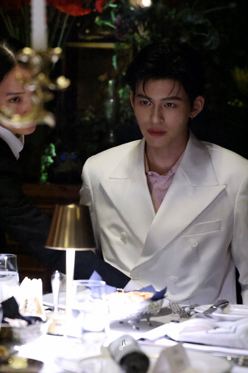 ปอนด์ จะหล่ออะไรขนาดนี้อะ  🫨

#LOrealGlycolicxPondNaravit
#ppnaravit
