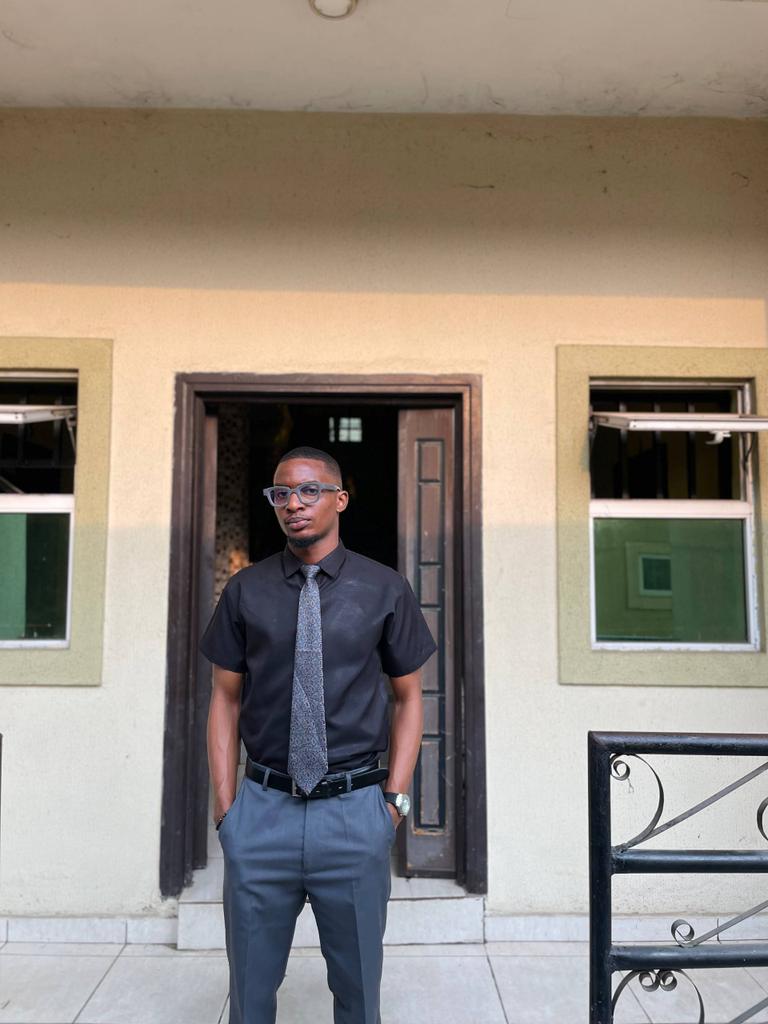 markokwobeofre's tweet photo. Another day, still a medical student 
#medstudent https://t.co/EK4HQ5FtAU