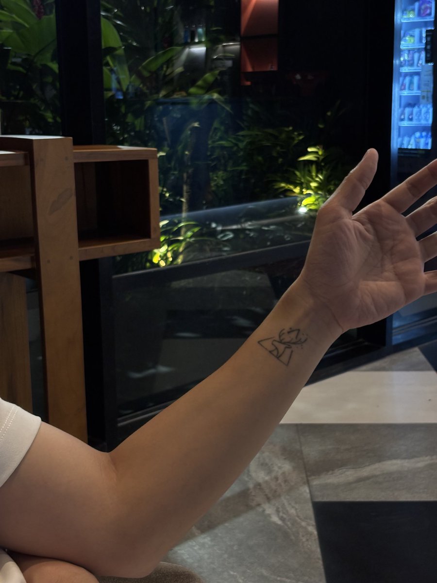 yas (@aelahyas) on Twitter photo 