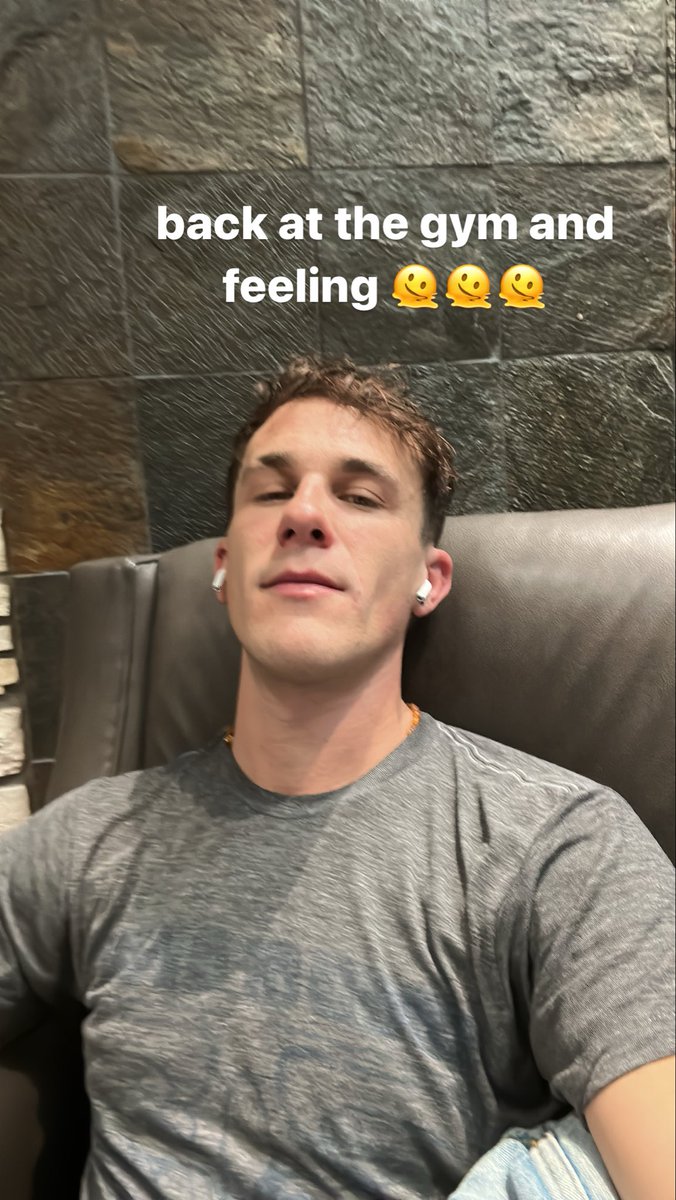 rosscollab tweet media