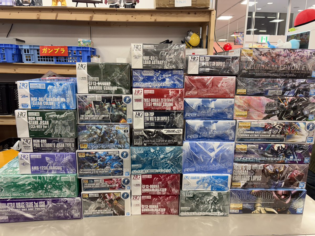ガンプラ大量です！ 本日もたくさんのお持ち込みありがとうございます