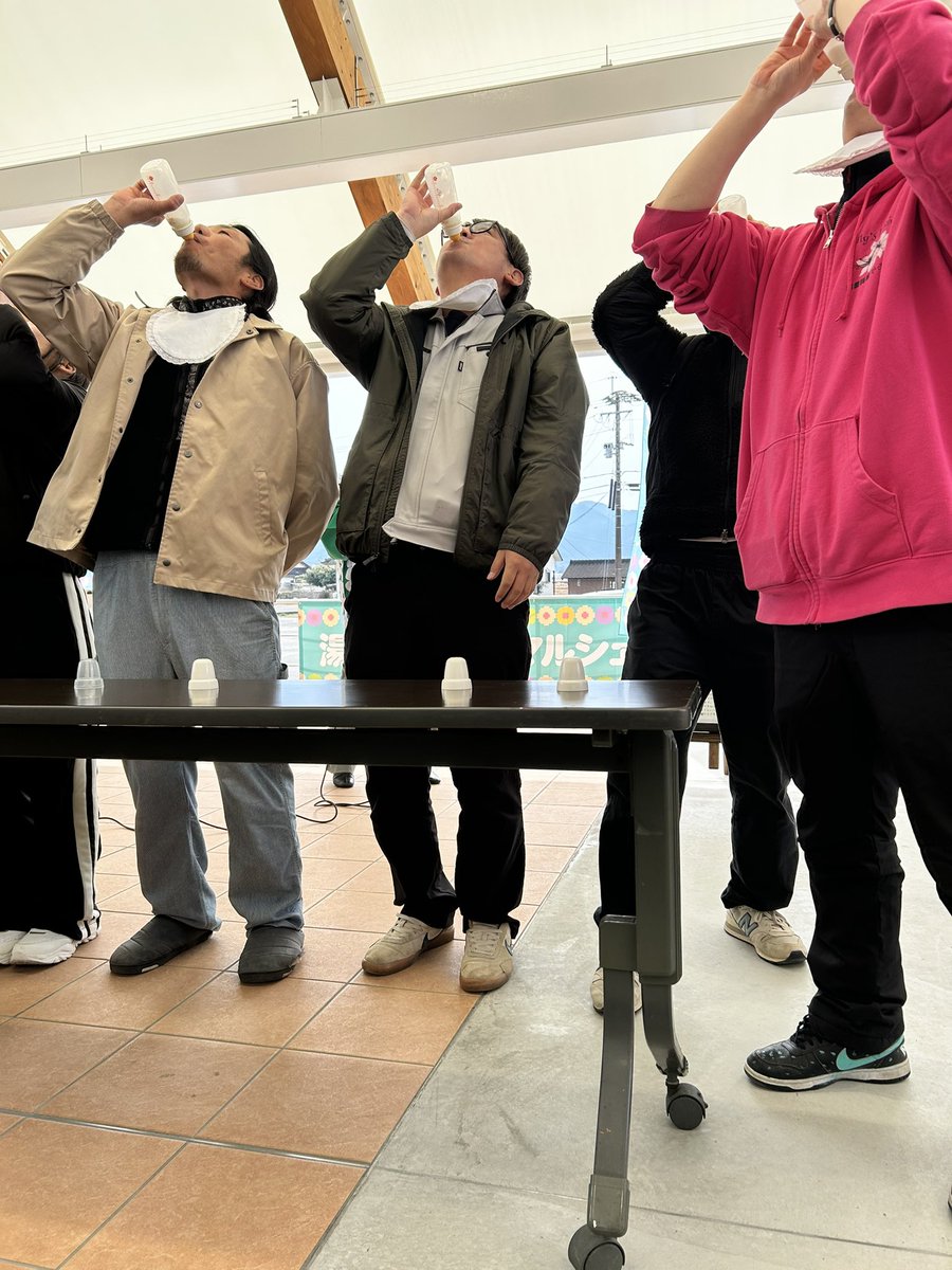 湯前おっぱいマルシェ🍼

大変にぎわいました‼️
ありがとうございました🙇

ちゅいさん　潮神社ゆるキャラ大賞
おめでとうございました🎊🎊

#湯前おっぱいマルシェ
#マルシェ
#潮神社
#ゆるキャラ
#AR
#大賞発表