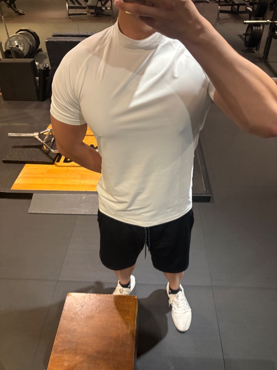 低調健身把拔 tweet media