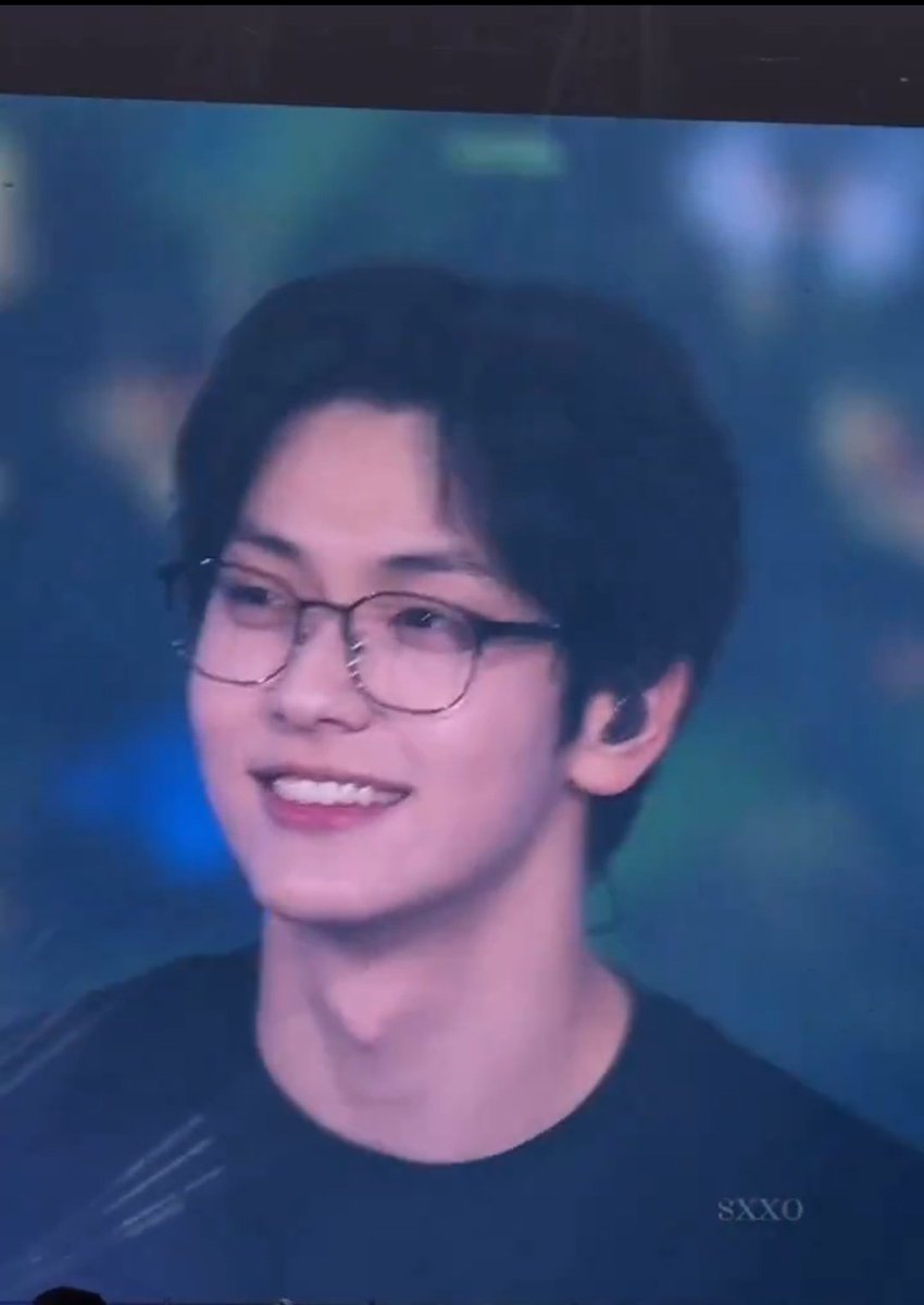 please wear glasses forever