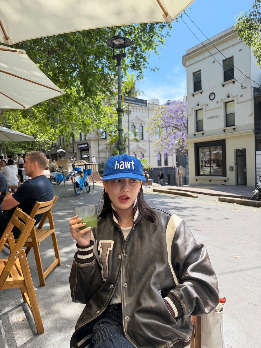 waveslike12's tweet photo. 박지효 생일축하해!!🥳
많은걸 이겨 낼 수 있게해줘서 정말 고마워
사랑하는 사람들과 행복한 하루 보내🧡

#지효라는_빛이_내린날
#OurBrightestSunJihyo
#TWICE #트와이스 #JIHYO #지효 https://t.co/mhk38MJCip