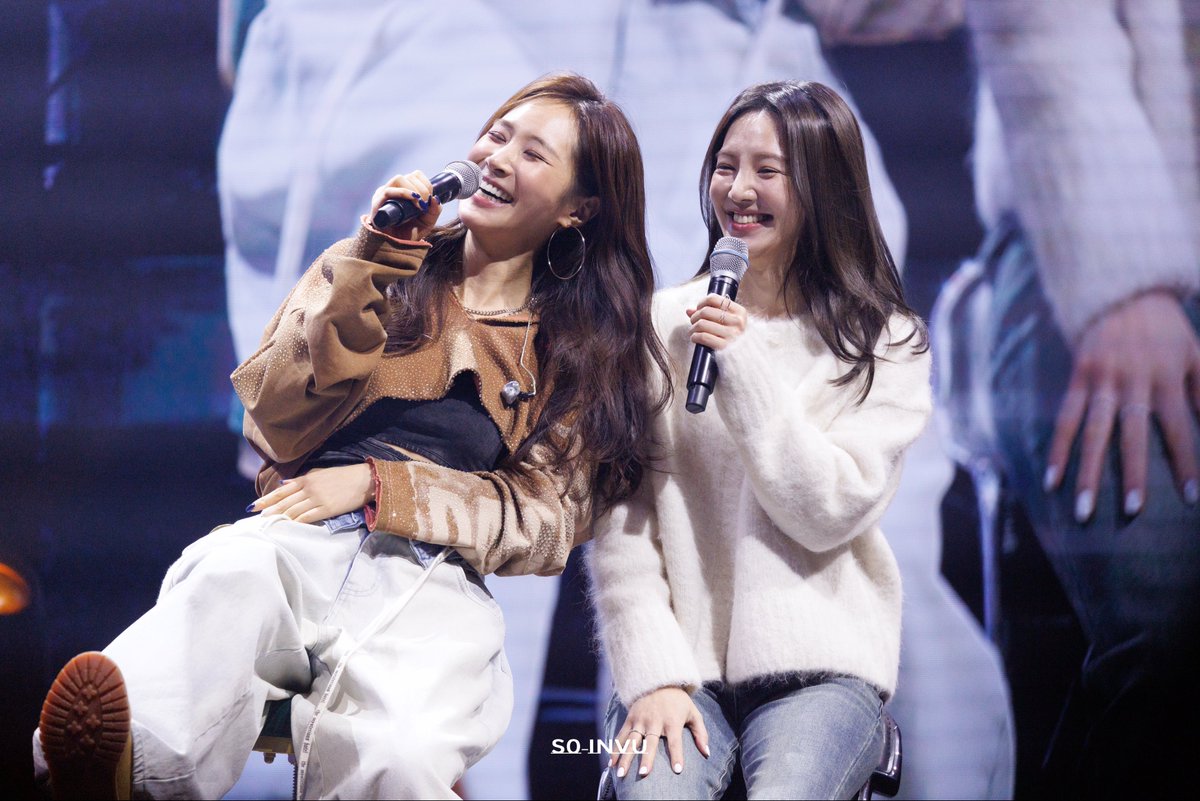 260124 💞

YURIVERSE in Seoul

#권유리 #KWONYURI
#GirlsGeneration #소녀시대
#HYO #효연