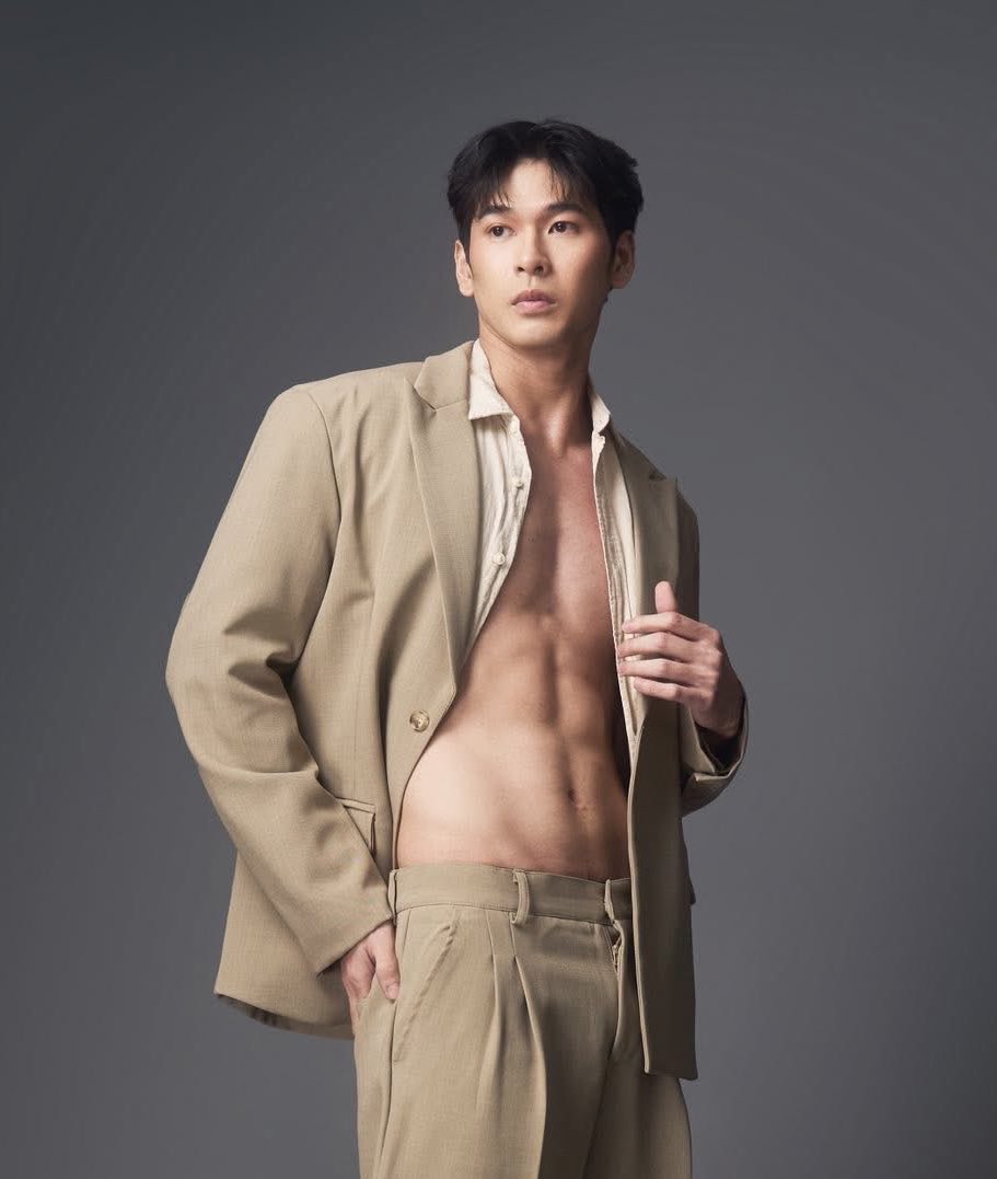 viasnchez's tweet image. THE VISUALS WOAHHH, SIR, MA’AM, PLEASE CALM DOWNNN!! 🫠