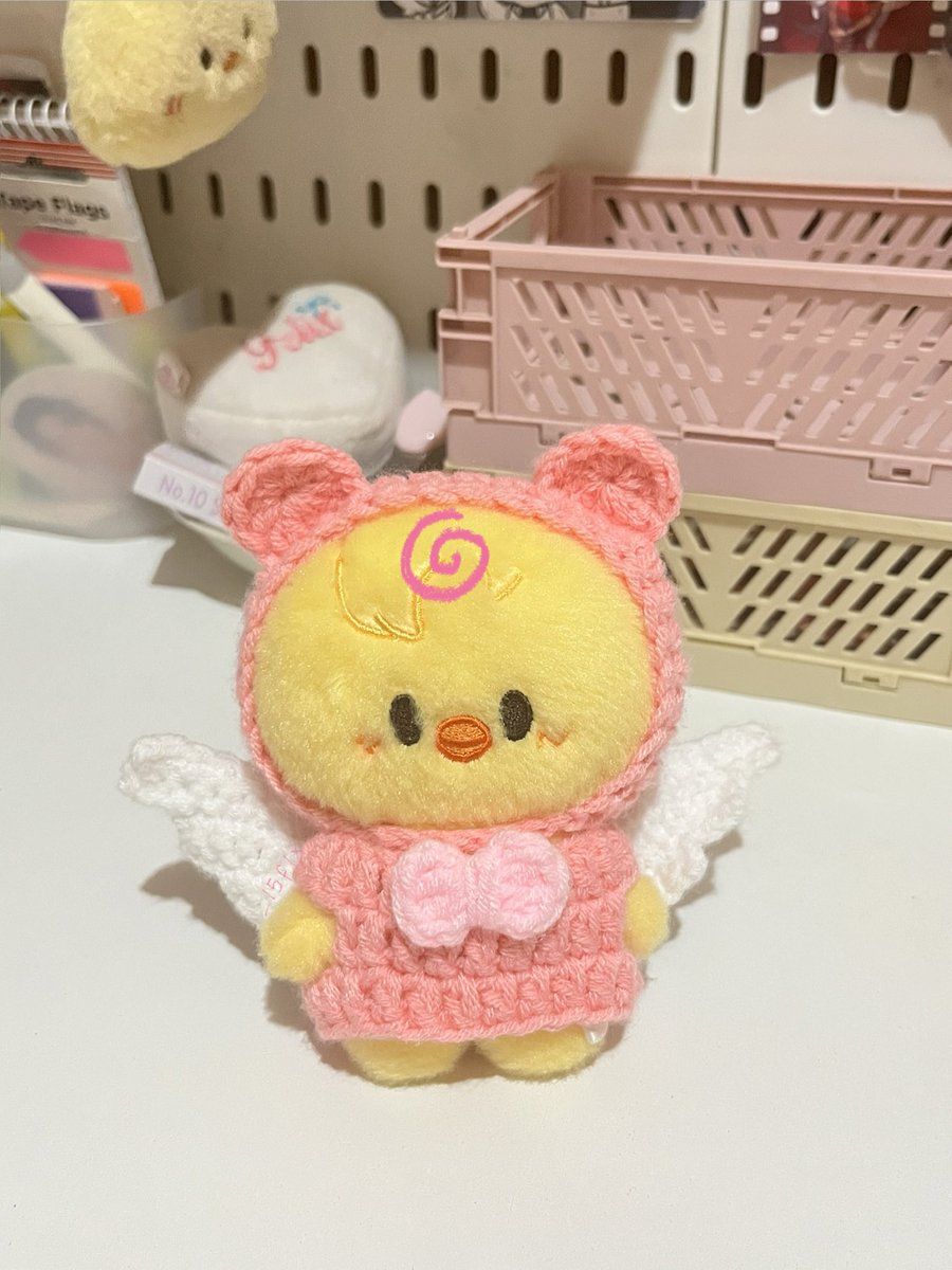 _15flx's tweet image. 𝐒𝐓𝐀𝐘 𝐖𝐈𝐓𝐇 𝐘𝐎𝐔𝐑 𝐖𝐈𝐍𝐆𝐒 💝🪽

#BbokAri #SKZOO #kieates