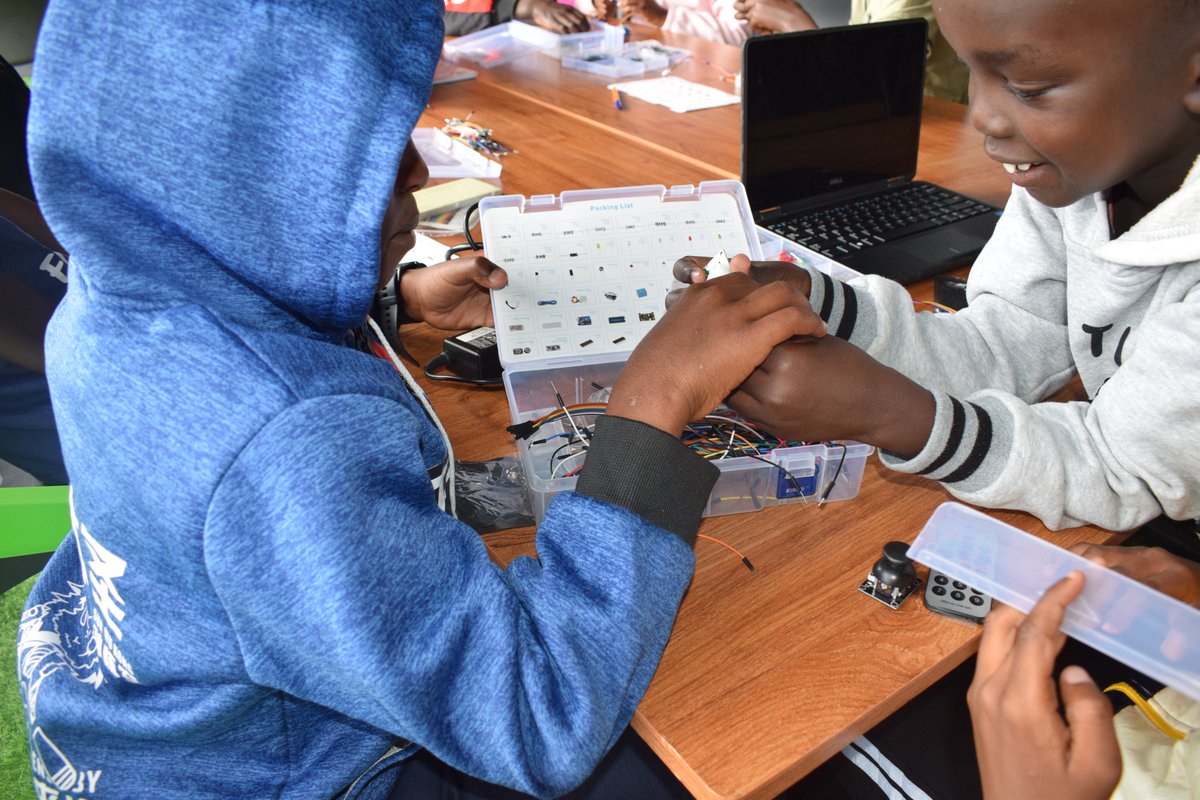 Eldohub Academy tweet media