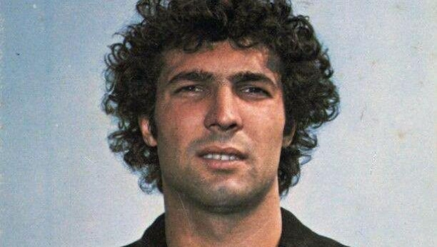 AlanPanassiti's tweet photo. Nazza...#Canuti...Ma che cacchio hai combinato! Sei andato via senza salutare...
Mi mancheranno le nostre partite, risate, i #Bindun e i tuoi meravigliosi racconti dell'Inter.
Una persona unica, voglio ricordarti così amico mio. Un abbraccio alla tua famiglia https://t.co/KK3BtVgdoJ