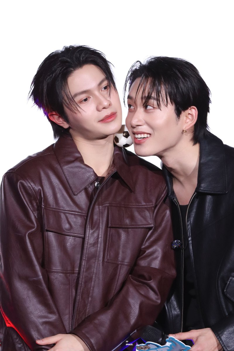 TTxSpace's tweet image. เกร็งไปหมดแล้วววว 🫠😂

WILLIAMEST ECHO IN SG

#WilliamEst1stFMinSingapore
#WilliamEst #วิลเลี่ยมเอส