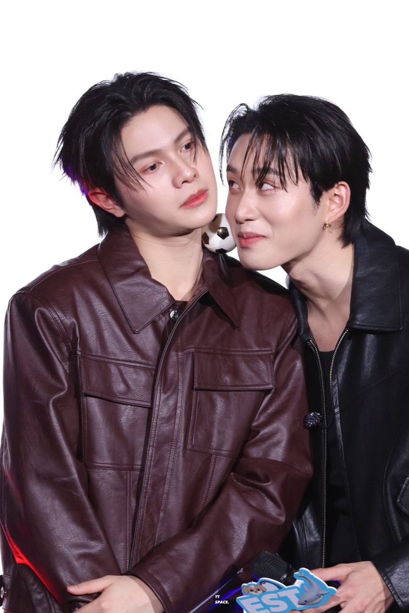 TTxSpace's tweet image. เกร็งไปหมดแล้วววว 🫠😂

WILLIAMEST ECHO IN SG

#WilliamEst1stFMinSingapore
#WilliamEst #วิลเลี่ยมเอส