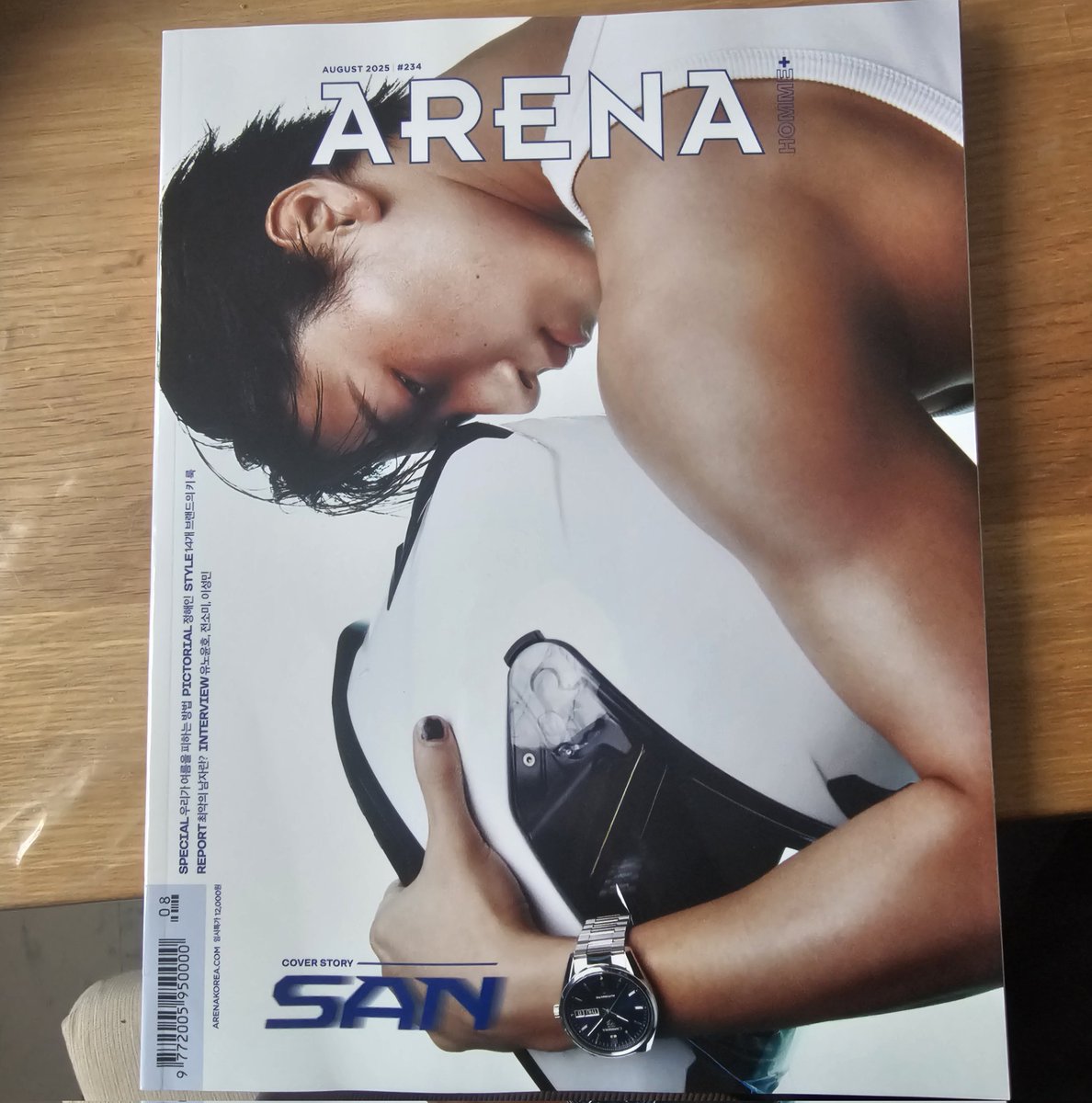 IL EST LAAAAAA MERCI <a href="/knoot_noot/">🫧 KNoot’Noot 📌 BTS 🥖</a> POUR CETTE MERVEILLE