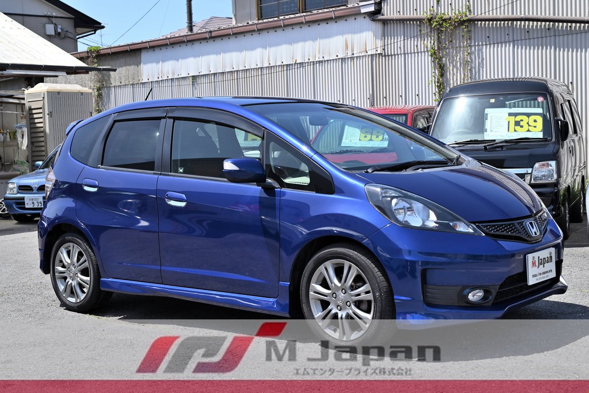 平成23年式 ホンダ フィットRS ディープサファイアブルーパール 走行
