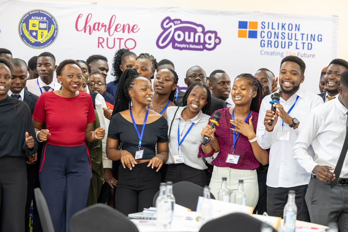 charlruto's tweet image. Without self leadership, all other forms of leadership suffer. Before you become Founder and CEO of others, be Founder and CEO of your own life, vision and purpose #stolen #gamchangerSaturdays