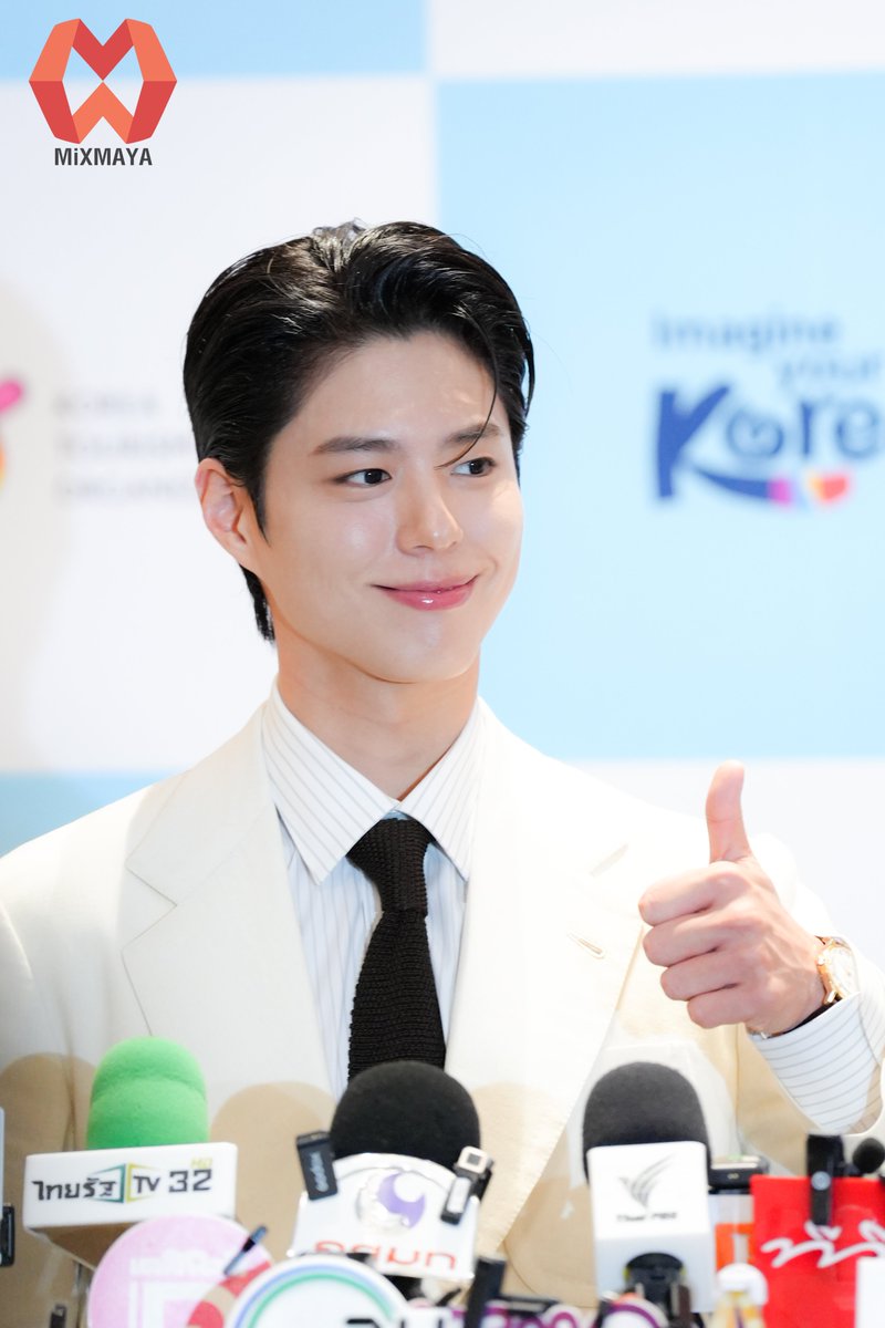 webmixmaya's tweet image. พระเอกสุดฮอต พัคโบกอม ช่วงสัมภาษณ์ในงานแถลงข่าว Korea Tourism Show Case 2026 (TITF #31) 

#KoreaTourismShowcase2026
#KoreaTourismTITF31 
#KTOThailand
#박보검 #PARKBOGUM #พัคโบกอม