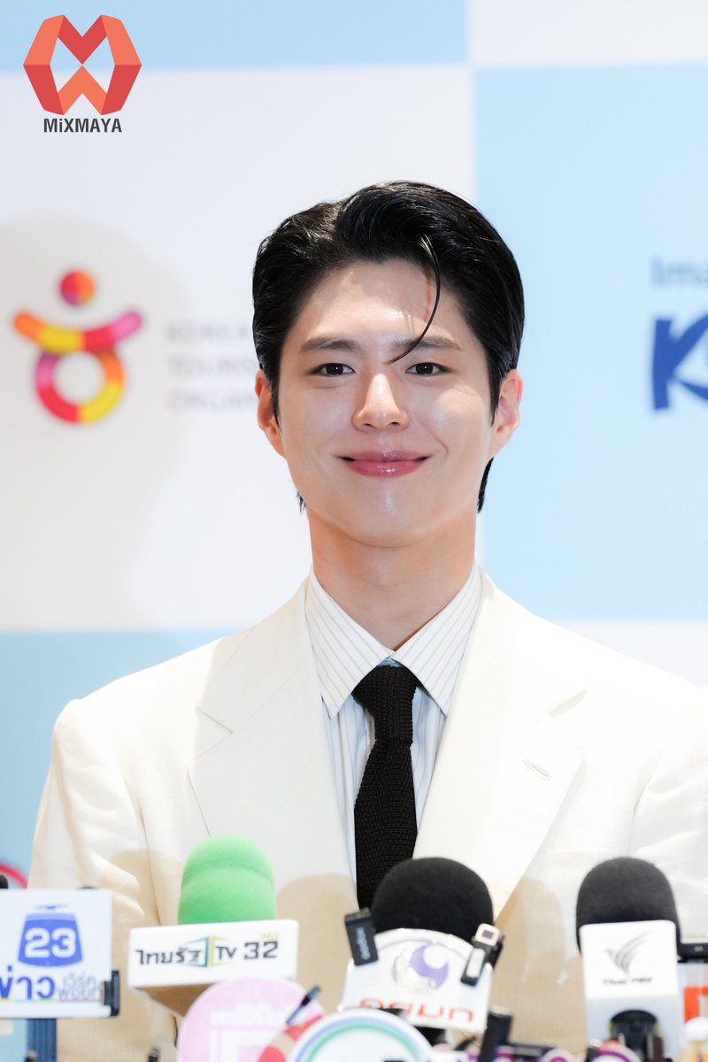 webmixmaya's tweet image. พระเอกสุดฮอต พัคโบกอม ช่วงสัมภาษณ์ในงานแถลงข่าว Korea Tourism Show Case 2026 (TITF #31) 

#KoreaTourismShowcase2026
#KoreaTourismTITF31 
#KTOThailand
#박보검 #PARKBOGUM #พัคโบกอม