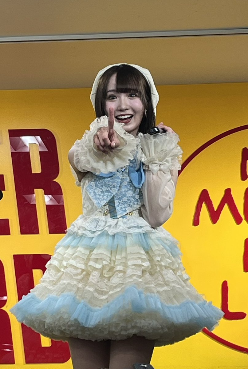 ❤︎リリちゃん❤︎ページです*✲゜ タワーレコード錦糸町パルコのリリイベ、1部・2部参加しました