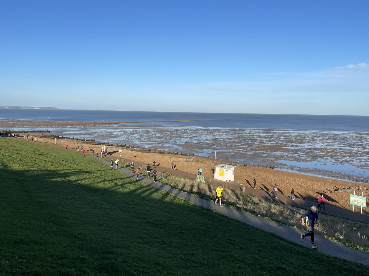 tweettankerton tweet media