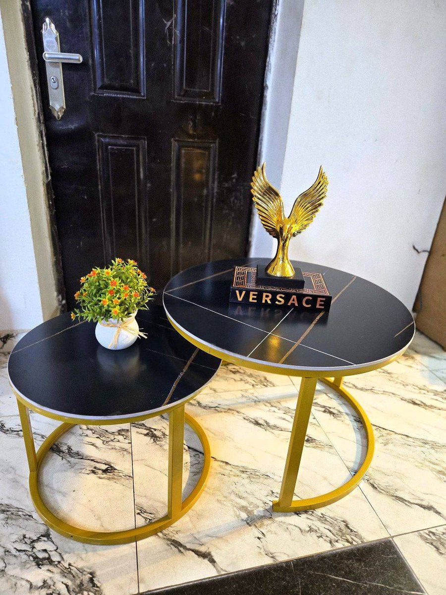 its_dumebi_'s tweet photo. 2 in 1 real marble table
🏷️126,000
📍Available in
Black with gold leg
White with gold leg.
📍Discounted price on all bulk purchases
📍 Ikeja, lagos | 09166601101
#marbletable #table https://t.co/tFz8pZ5VPe