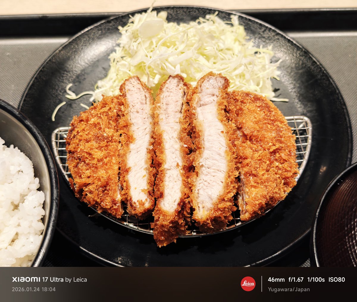 tora0246's tweet image. 超厚切りリブロースってメニューだったのだけど、どの辺りが超厚切りだったのかな…🥹