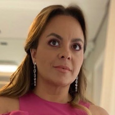 kaarolzx's tweet image. Essa é a mãe de um deles, ROBERTA ZEMPIERI e seu filho assassino de cães, IGOR ZEMPIERI. 
ROBERTA ESTÁ PROTEGENDO O FILHO E COAGINDO PESSOAS!