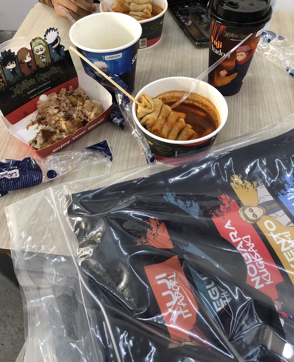 Mau tumbler nyaa tapi apalah dayaa gajian blm cairrr😭😭