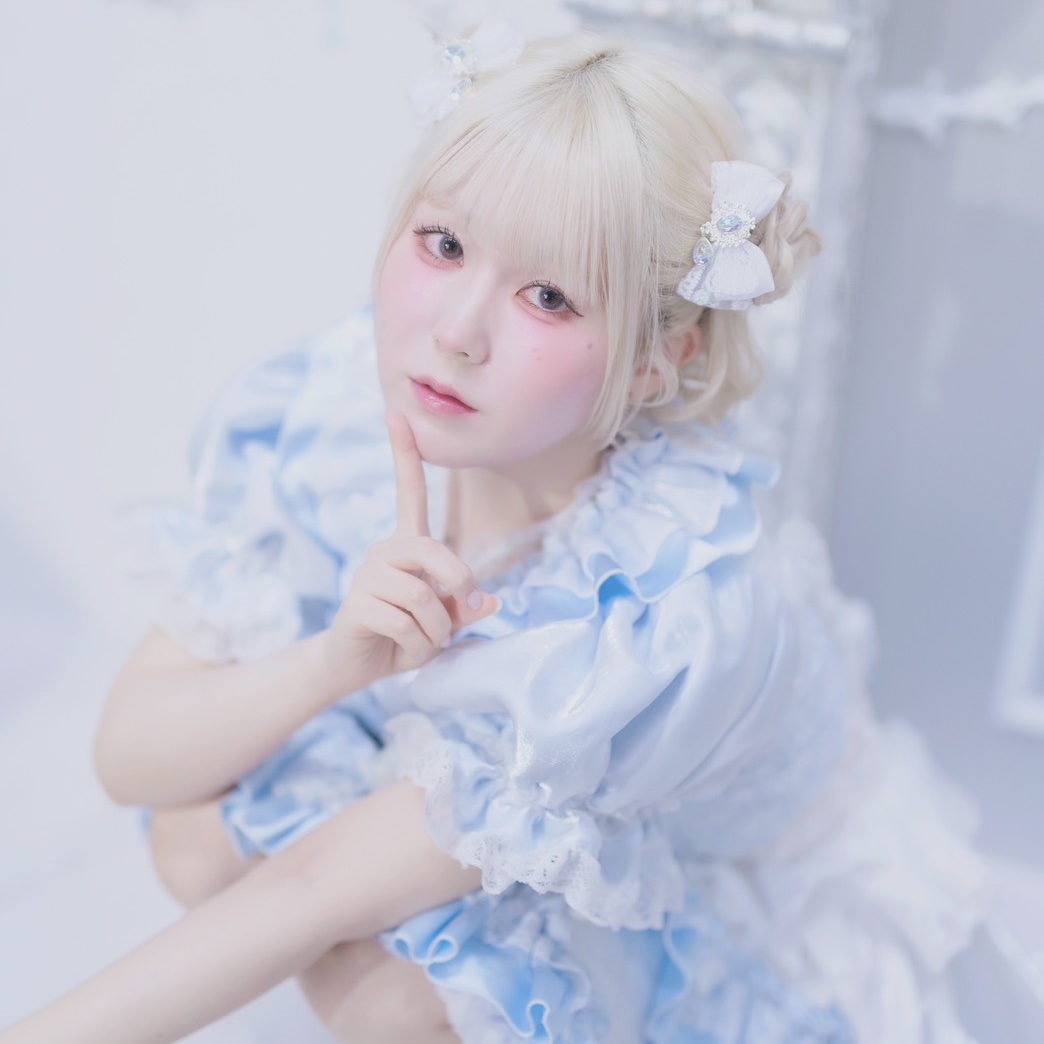 BishoujoKoshien's tweet photo. 【エントリーNo.23】

■名前
月野らら

■アカウント
@lala_tukino_

🌬投票方法🌬
①このツイートをリポスト・引用☝️🔁
リポスト・引用=10ポイント

②投票券＆冊子のギフト購入でポイント獲得
https://t.co/pEhQduKWia

🔥入賞特典🔥
グランプリ🏆：ソロ写真集出版

#美少女甲子園 https://t.co/ufnuybAtFQ