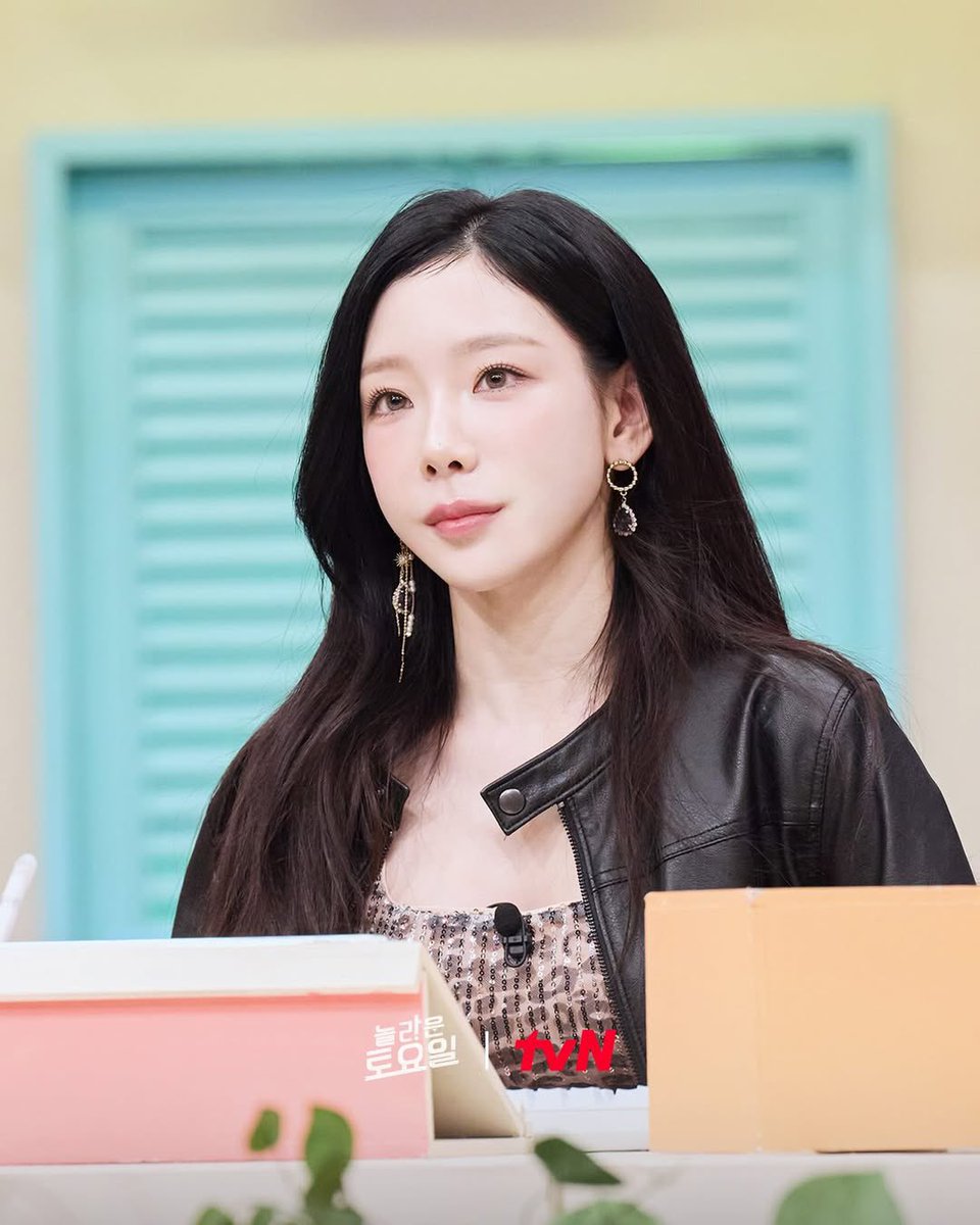 📢 tvN <놀라운 토요일> #태연

⏰ 오늘 밤 7시 40분 
🔗 youtu.be/2RU2jkxbIts?si…

#TAEYEON
#GirlsGeneration #소녀시대
#놀라운토요일